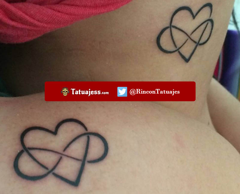 Tatuajes en pareja (Simbolo infinito)