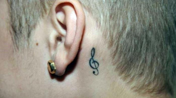 Tatuaje de clave de sol - Justin Bieber