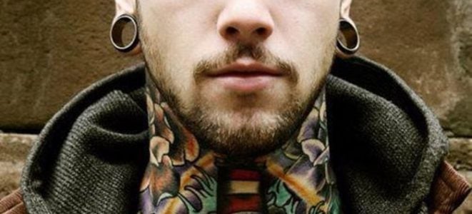tatuajes en el cuello para hombres