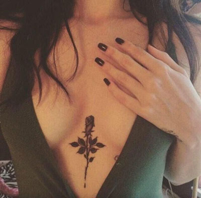 tatuajes de claviculas para mujeres